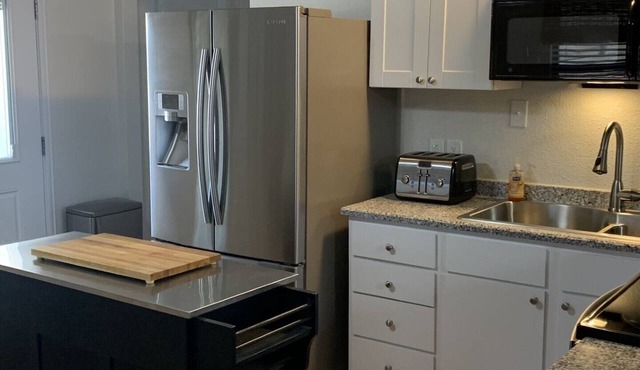 Cozy 2-bedroom apartment on Lake Texoma with AC, WiFi