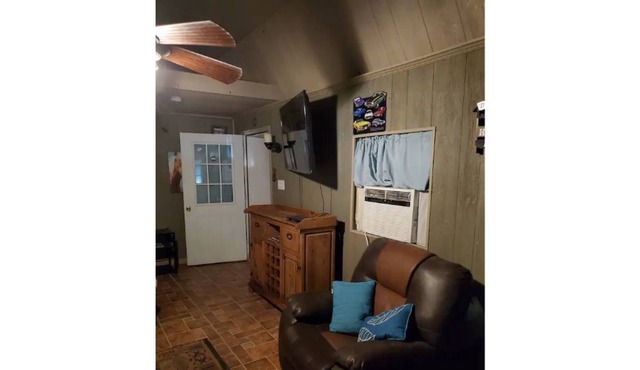Cozy Cabin w/ Spectacular Sunsets & Amazing Views