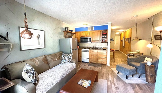 Cozy Creek Condo