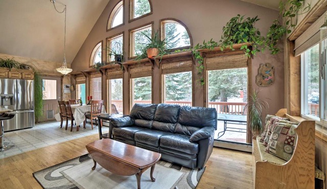 Cozy Home w/Mountain Views Near Ouray Hot Springs