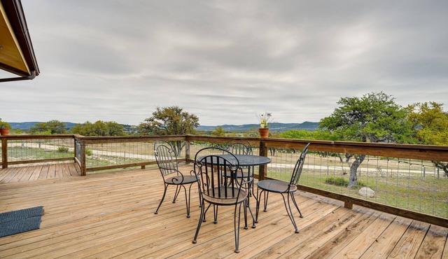 Cozy Medina Vacation Rental in Texas Hill Country
