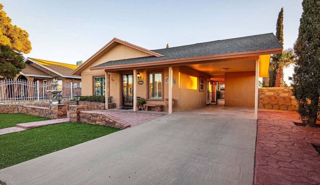 Cozy Retreat w/King Bed, Backyard & Private Patio
