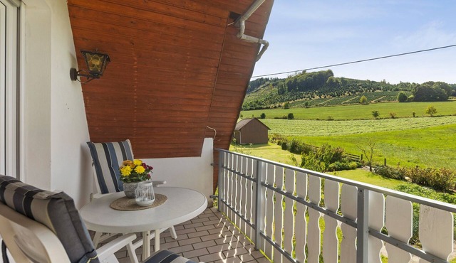 Apartment 'Wallensiepen' with Balcony and Wi-Fi in Schmallenberg-Westernbödefeld