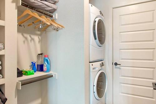 Deep Ellum Apartment Walking Distance To Everything