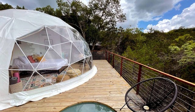 Deluxe Glamping Austin, Ideal for a Romantic Vacation in Texas