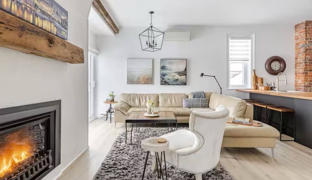 Deluxe Loft with Stunning Water - Free On-Site EV Charging in Perth
