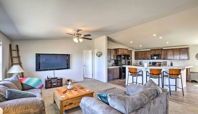 Desert Escape Off I-10 w/Over 1 Enclosed Acre!