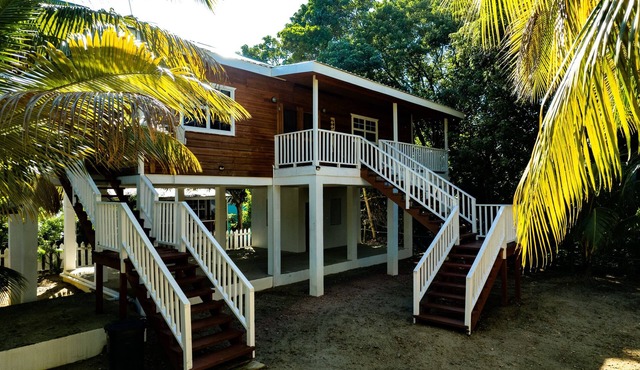 Downtown 2BR with Great Price & Perfect Location! in Placencia