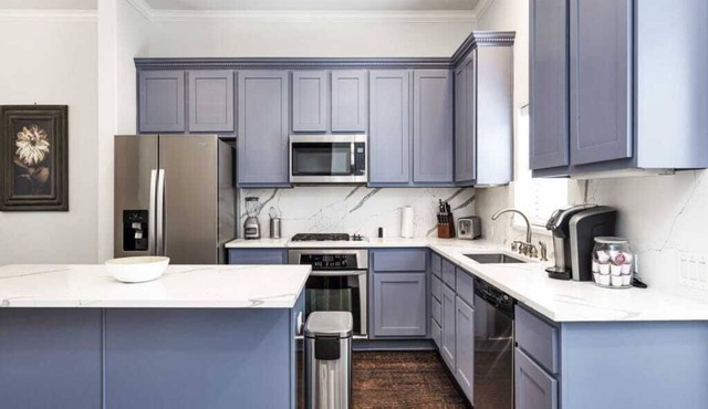 Driem House Chic + Legacy Shops Walkable