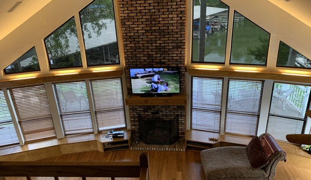 Eagle Mountain Lake Front Home, with Dock! Amazing Location 3 Bed, 2 Bath