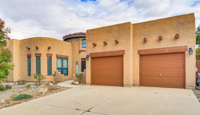 Easy ABQ Access: Large Family Home w/Patio & Yard