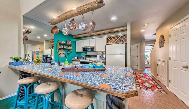 Eclectic Home w/Deck: 4 Miles to Ski Cloudcroft!