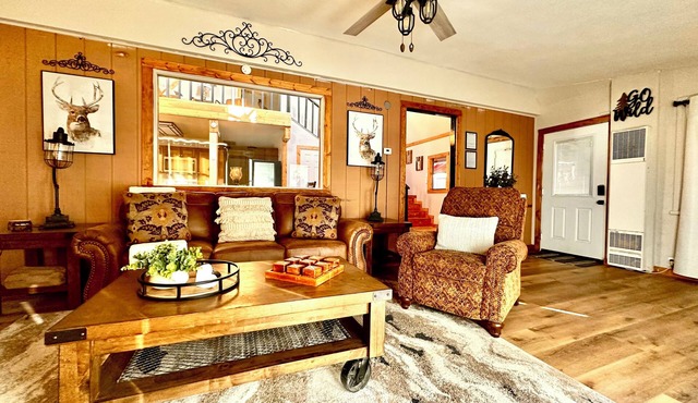Enchanting 2-bedroom house with WiFi in Ruidoso