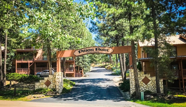 Enjoy your stay in Ruidoso in a quiet surrounding