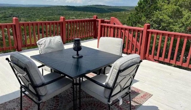 Entire 2br 2ba hilltop view home Sleeps 8 pets 4 acres Jacuzzi Central AC Kingbeds Office Free WiFi Parking Full Kitchen Refrigerator Washer Dryer Furnished Three 3 Large Sunset Dining Patios Grill Stovetop Oven Hiking Wildlife Firepit Quiet very Secluded