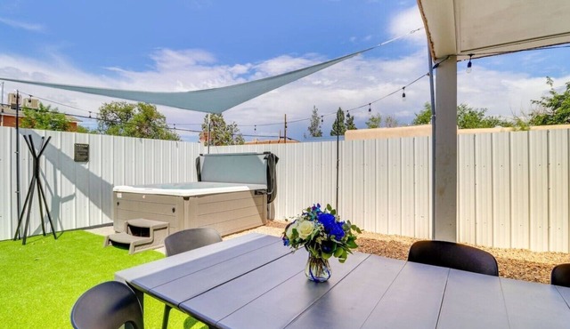 Entire Duplex | Hot Tubs + Fire Pit | Sleeps 12