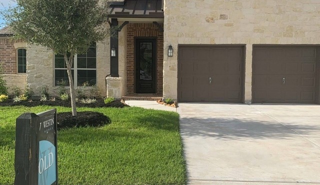 Executive luxury living