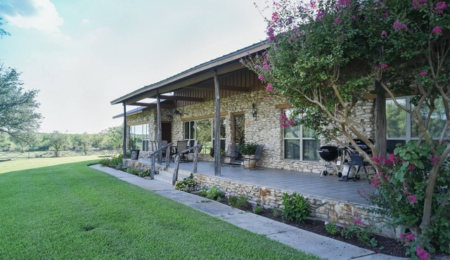 Family-friendly large home also great for girls' weekends and guy's getaways