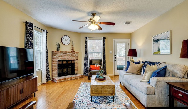 Family Getaway w/Fenced Yard in Haltom City!