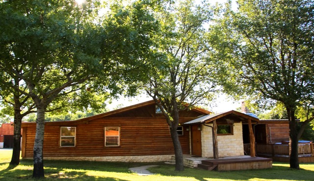 FIFA fans, Beautiful Ranch Near DFW, Perfect for Large Groups