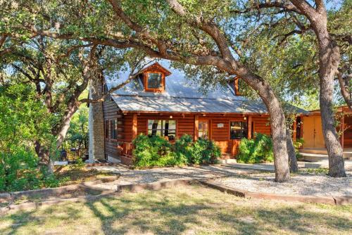 Frio Rivers Edge in the Heart of Hill Country