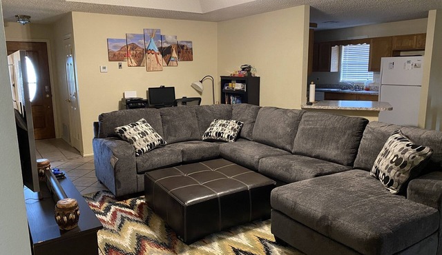 Fully furnished house - 15 minutes to White Sands/10 mins to Holloman AFB