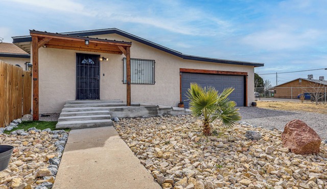 Fully Renovated, Near NMSU! Convenient Family Home