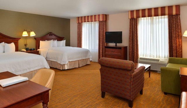 Get Ready for Blissful Getaway! 3 Units, Indoor Pool, Pets Allowed, Free Parking