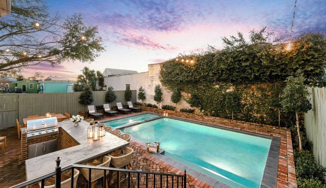 Grand 8BR NOLA Estate | Heated Pool & Spa in New Orleans