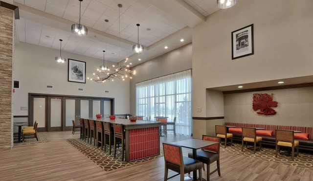 Hampton Inn & Suites Artesia