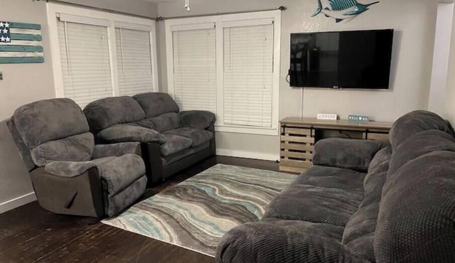 Harbor Breeze Haven