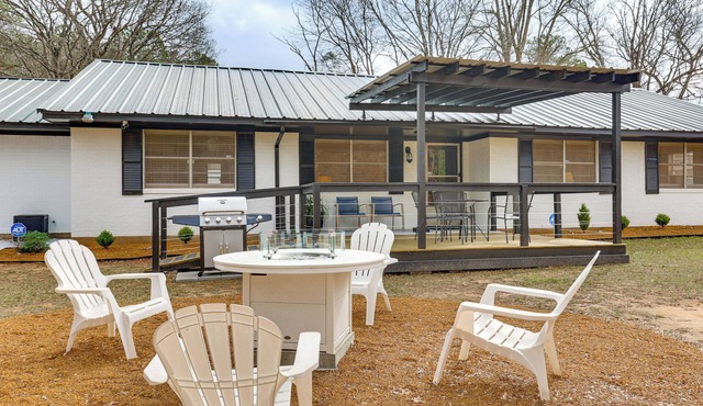 Hike, Fish & Swim: Nat'l Forest Home in Crockett