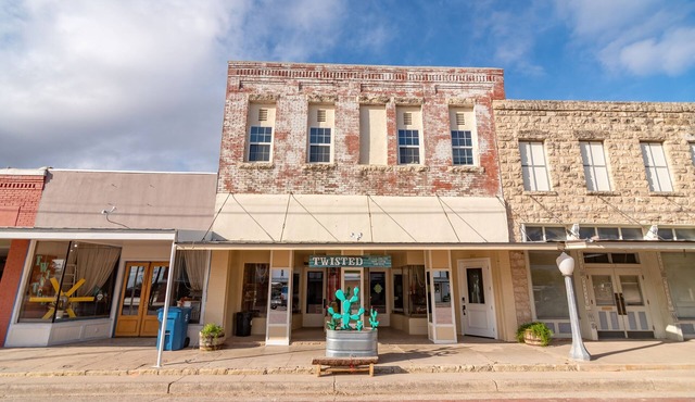 Historic Downtown Loft “A” in Miles, TX.