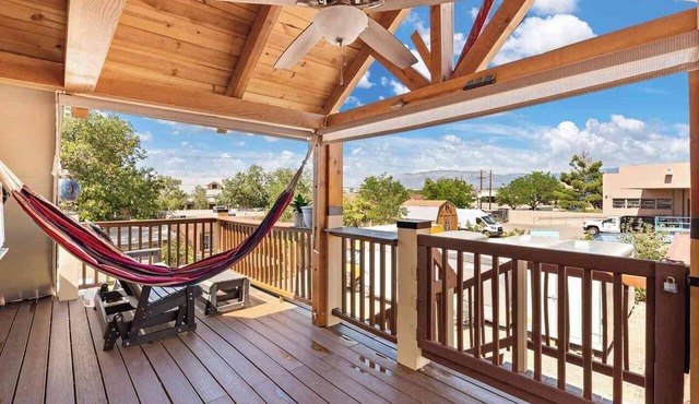 Historic Old Town Attic Loft—Steps from Albuquerque’s Best Sights