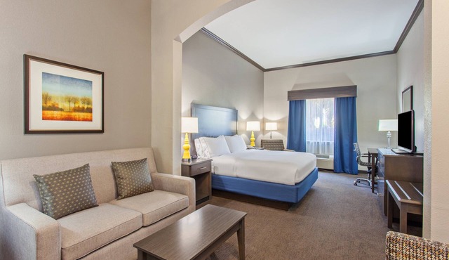 Holiday Inn Express Hotel & Suites Wharton by IHG