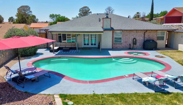 Home with Heated Pool, Hot Tub and Amazing MT View