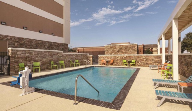 Home2 Suites by Hilton College Station