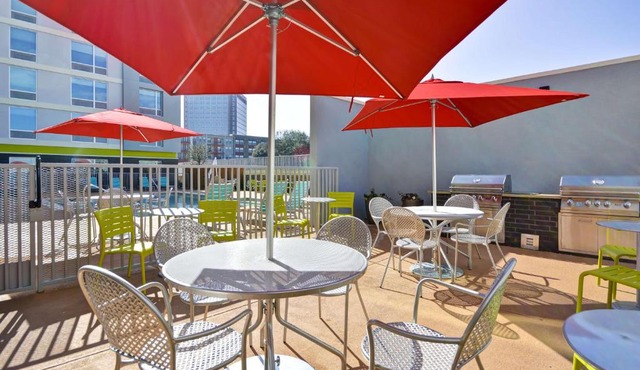 Home2 Suites By Hilton Dallas North Park