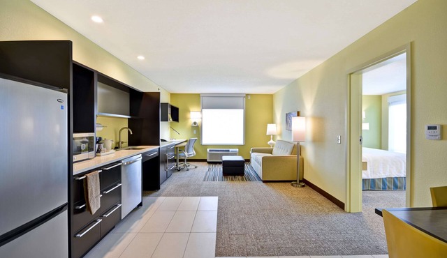 Home2 Suites by Hilton North Dallas Central Expy