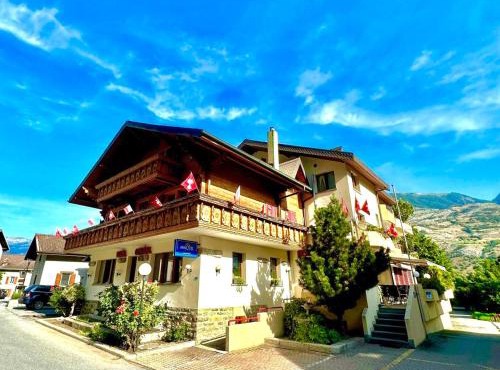 Hotel Central in Agarn