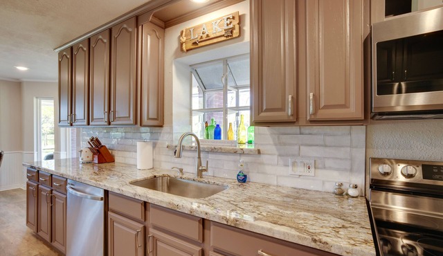 Huntsville Home w/Boat Dock on Trinity River!