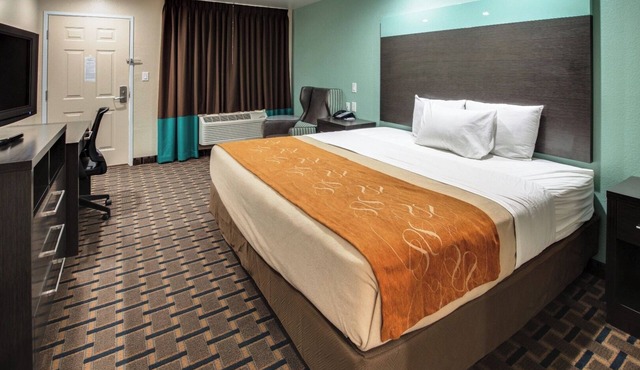 King Bed Non Smoking - Scottish Inns, Budget Stay, Free Continental Breakfast
