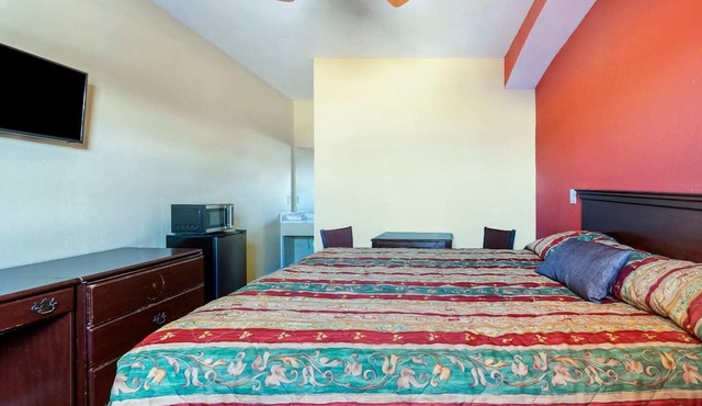 King Bed | Ruleville MS in Ruleville MS