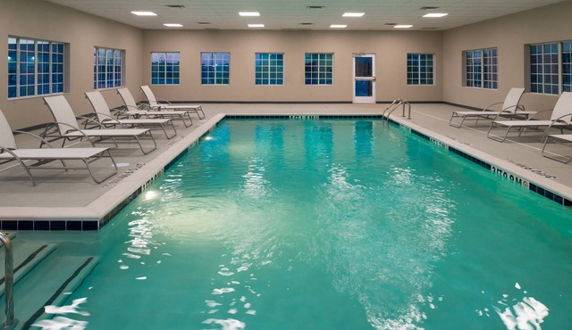 King Suite. Free Breakfast. Pool. Gym. Your Next Trip!