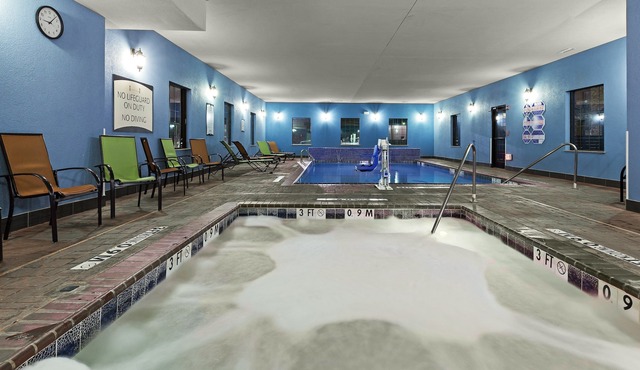 King Suite | Free Daily Breakfast, Indoor Pool + Fitness Center