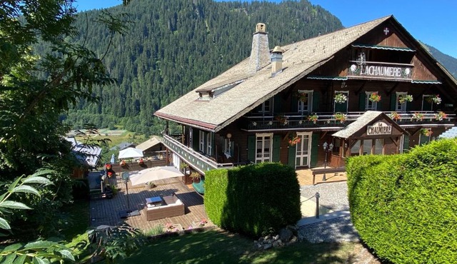 La Chaumiere - Luxury Traditional Chalet, Châtel in Châtel