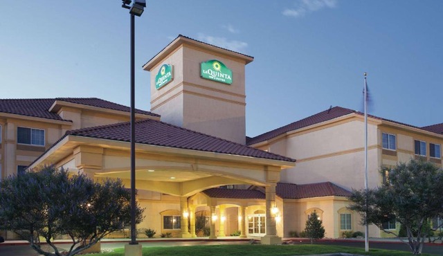 La Quinta Inn & Suites by Wyndham Albuquerque Midtown