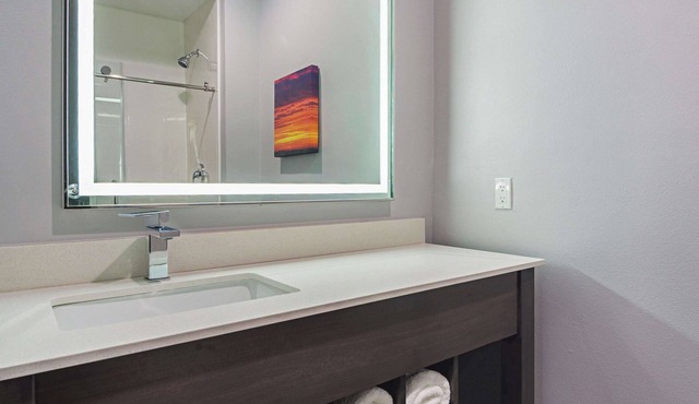 La Quinta Inn & Suites by Wyndham Dallas - Wylie