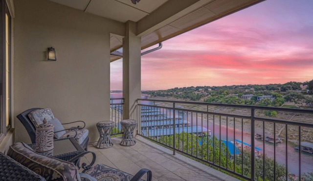 🌊 Lake Travis Views with Resort Pools | Lakeway Village Cove Escape 🌴