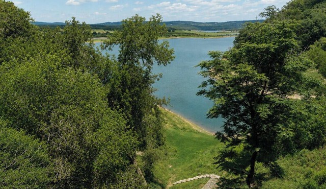 Lakefront Home: Hot Tub, Boat Slip, and Game Room